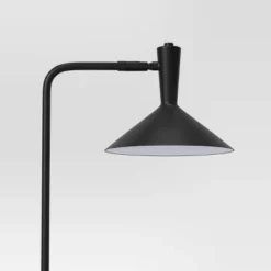 LED Wireless Charging Task Lamp With USB Black (Includes LED Light Bulb) - Threshold™ -Lighting Direct GUEST 1a64ee91 96e5 4a6d ab7d b3314d0ddae4